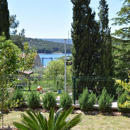 Villa Mio Mare Cres Eksteriør bilde