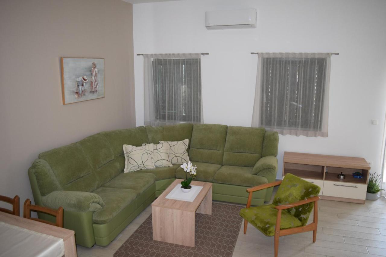 Villa Mio Mare Cres Eksteriør bilde