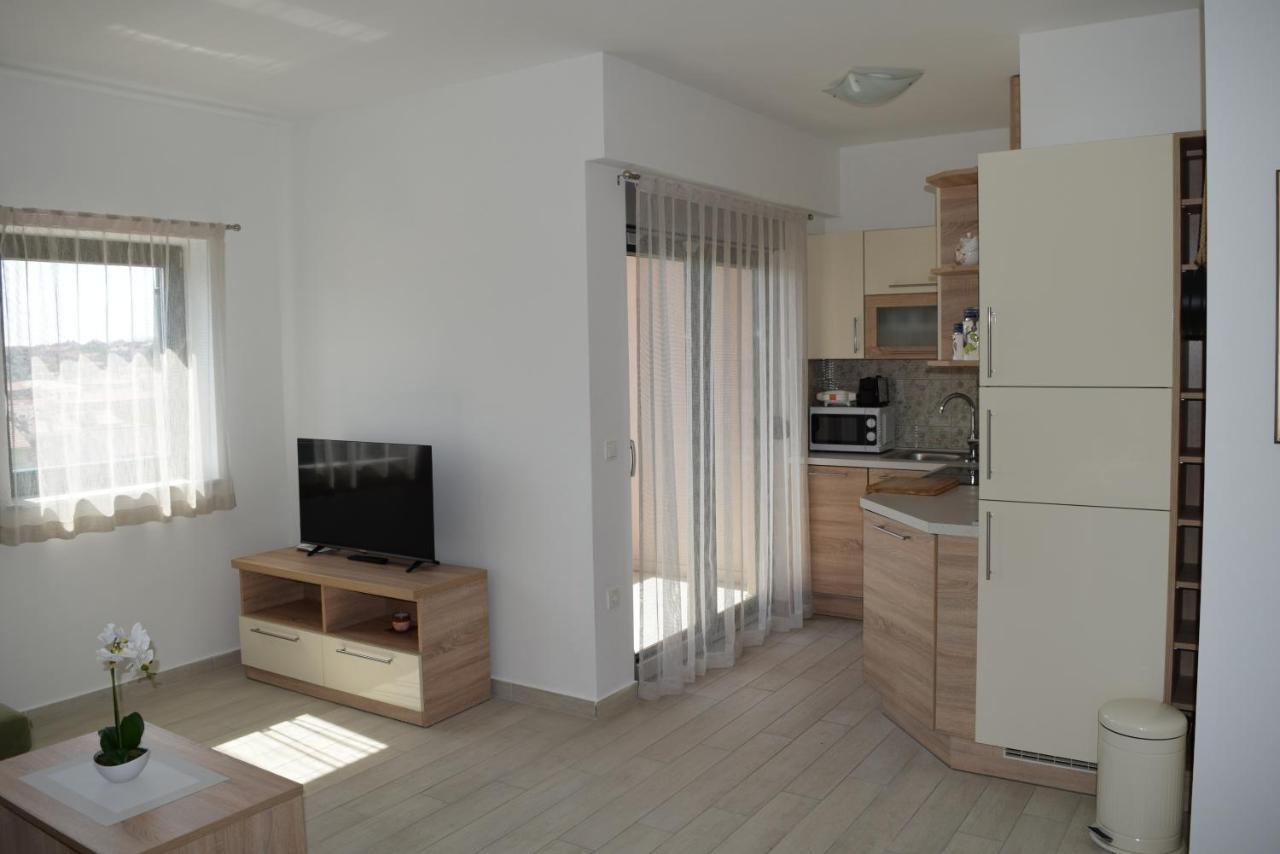 Villa Mio Mare Cres Eksteriør bilde