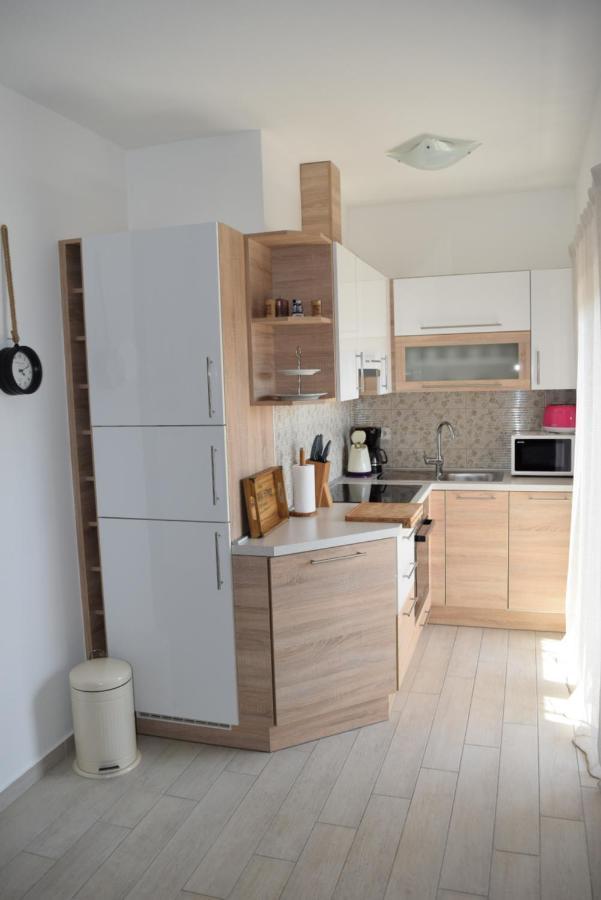 Villa Mio Mare Cres Eksteriør bilde