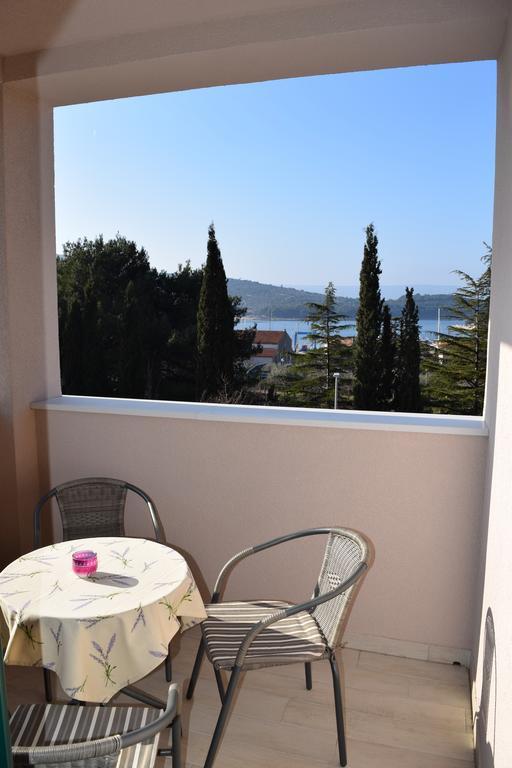 Villa Mio Mare Cres Eksteriør bilde