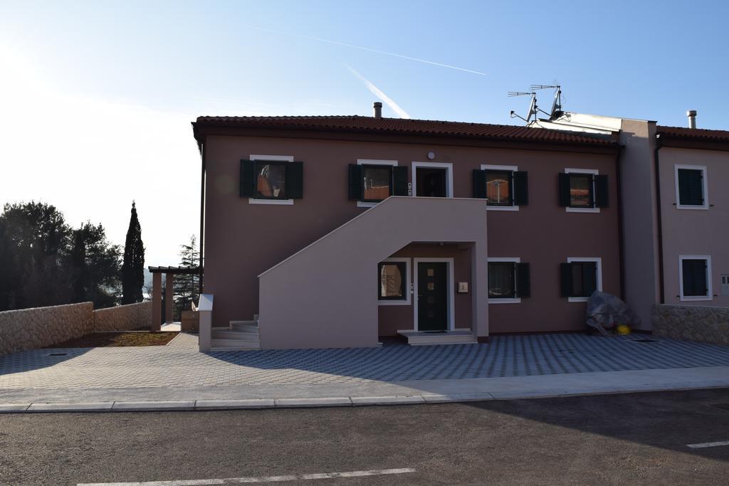 Villa Mio Mare Cres Eksteriør bilde